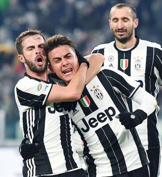 瑞士碾压AC米兰,博格巴2一己之力扛起全队 瑞士碾压AC米兰,博格巴2一己之力扛起全队