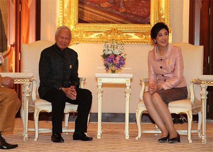 法国羽毛球队绝地反击泰国羽毛球队，陶菲克制霸全场