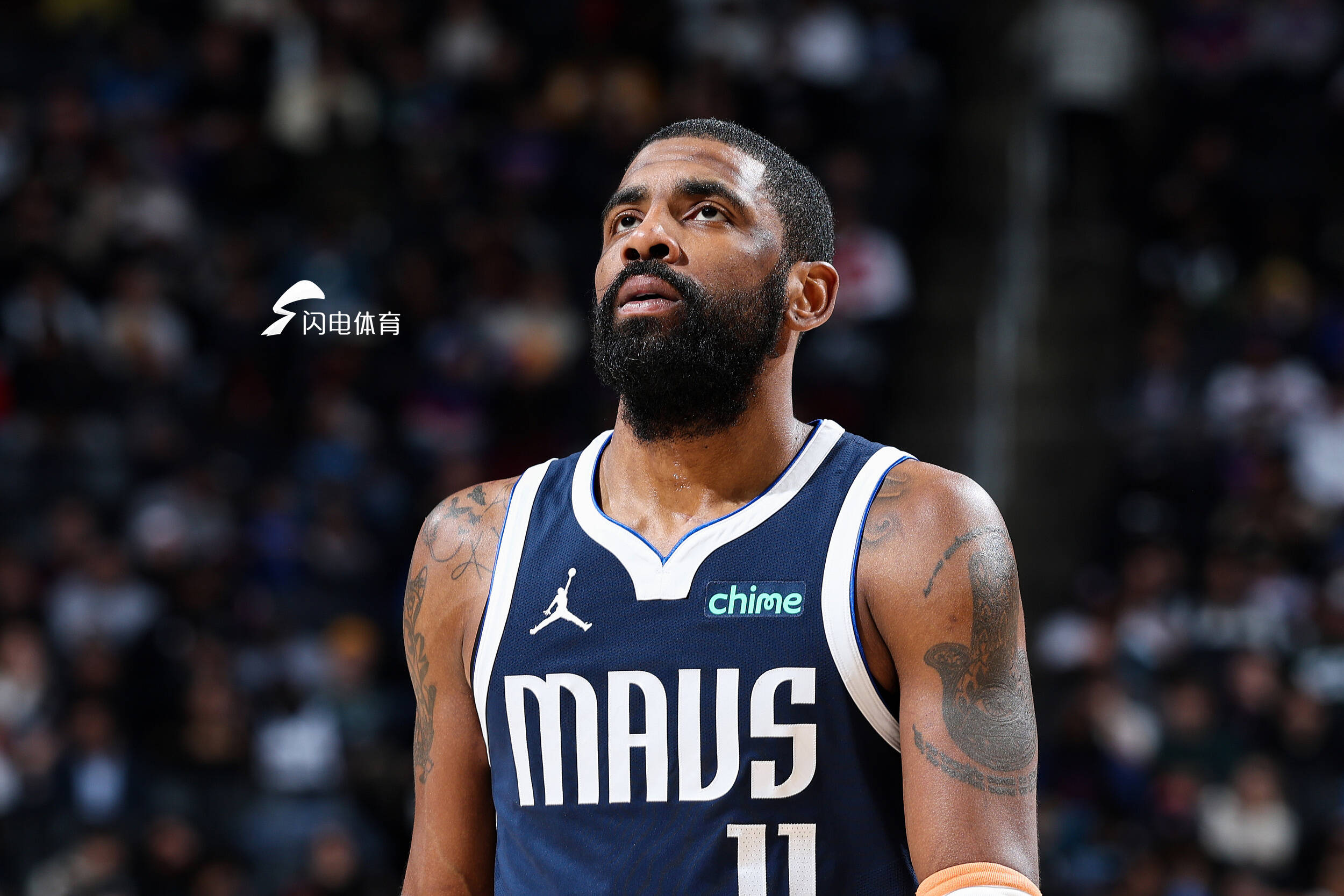 加拿大男篮翻盘勇士，欧文完成帽子戏法