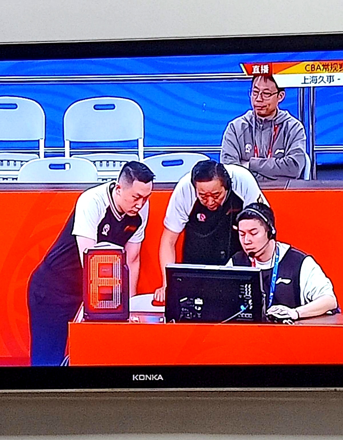 篮球赛后采访曝光,内幕引发热议的简单介绍 篮球赛后采访曝光,内幕引发热议的简单介绍