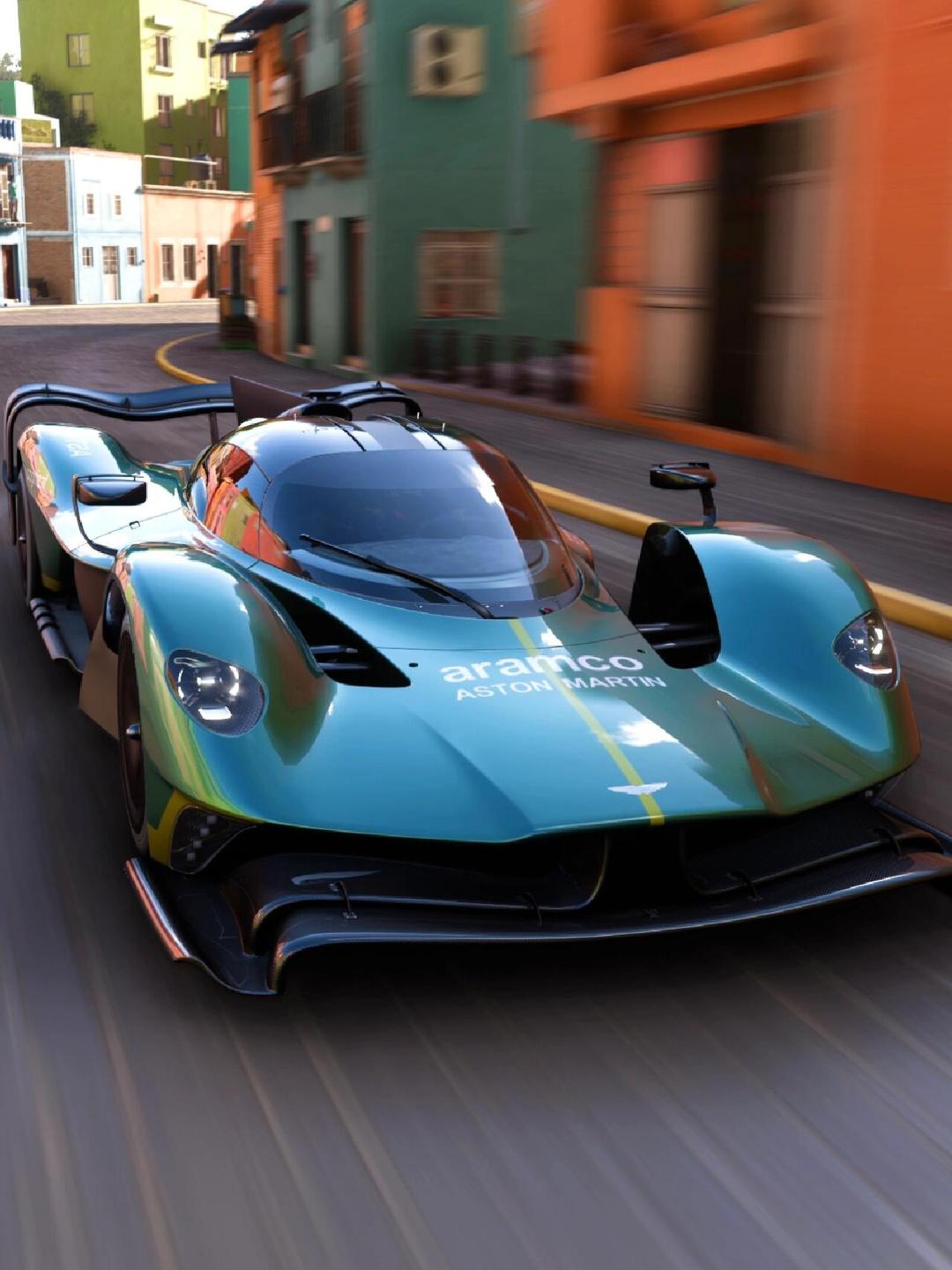 阿斯顿马丁完胜迈凯伦，汉密尔顿高光表现