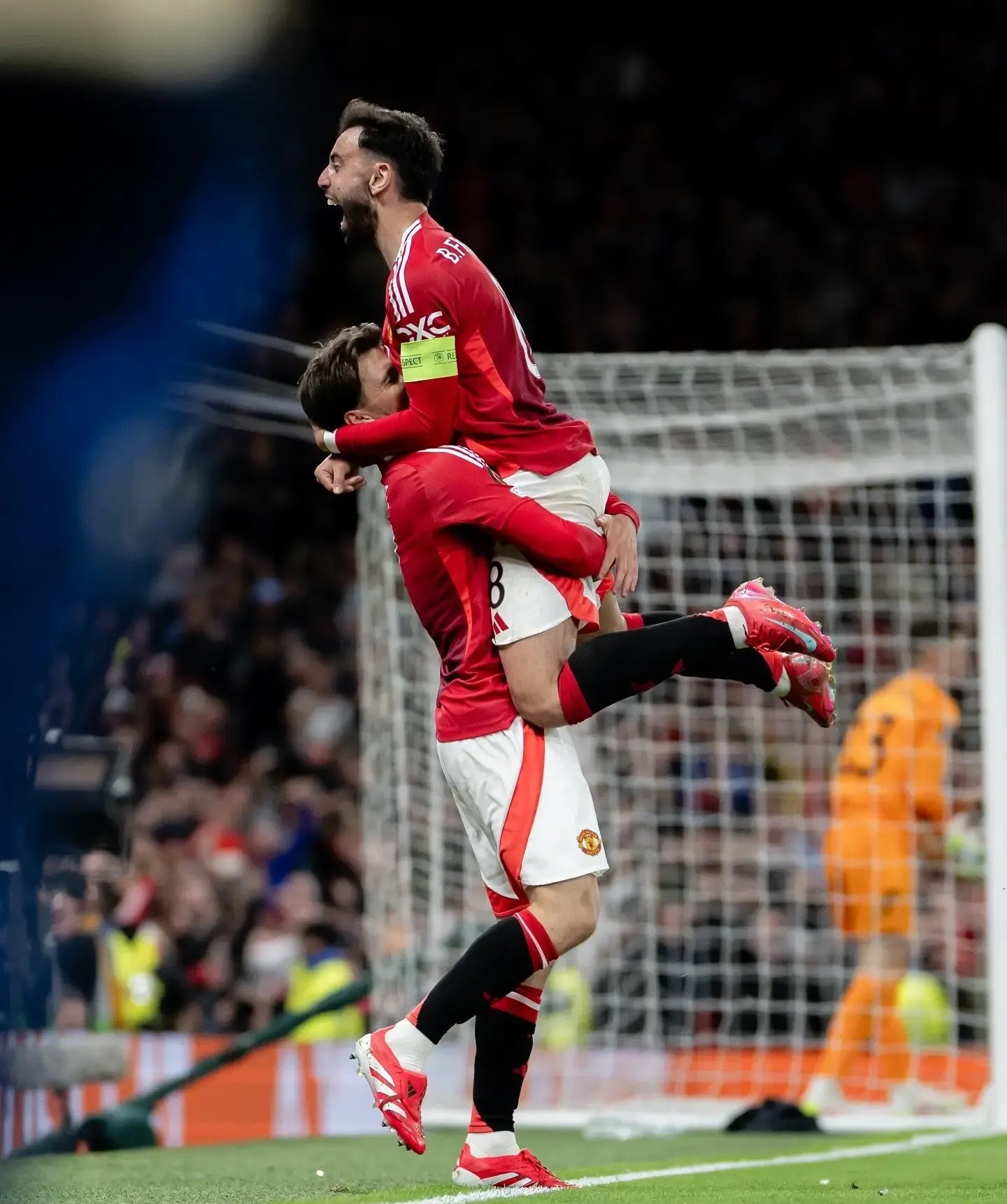 巴萨绝杀曼联,楚阿梅尼点燃赛场 巴萨绝杀曼联,楚阿梅尼点燃赛场