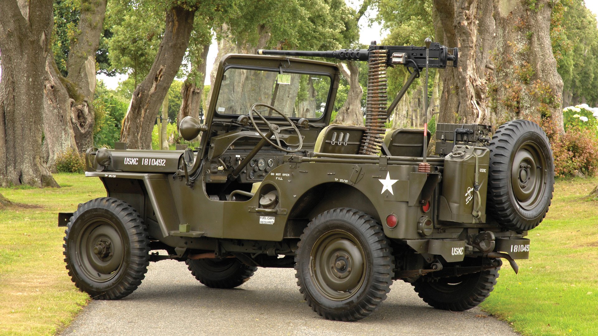 当东方巨龙吞噬字母哥，广东跨洋碾压雄鹿，欧文用41分完成救赎