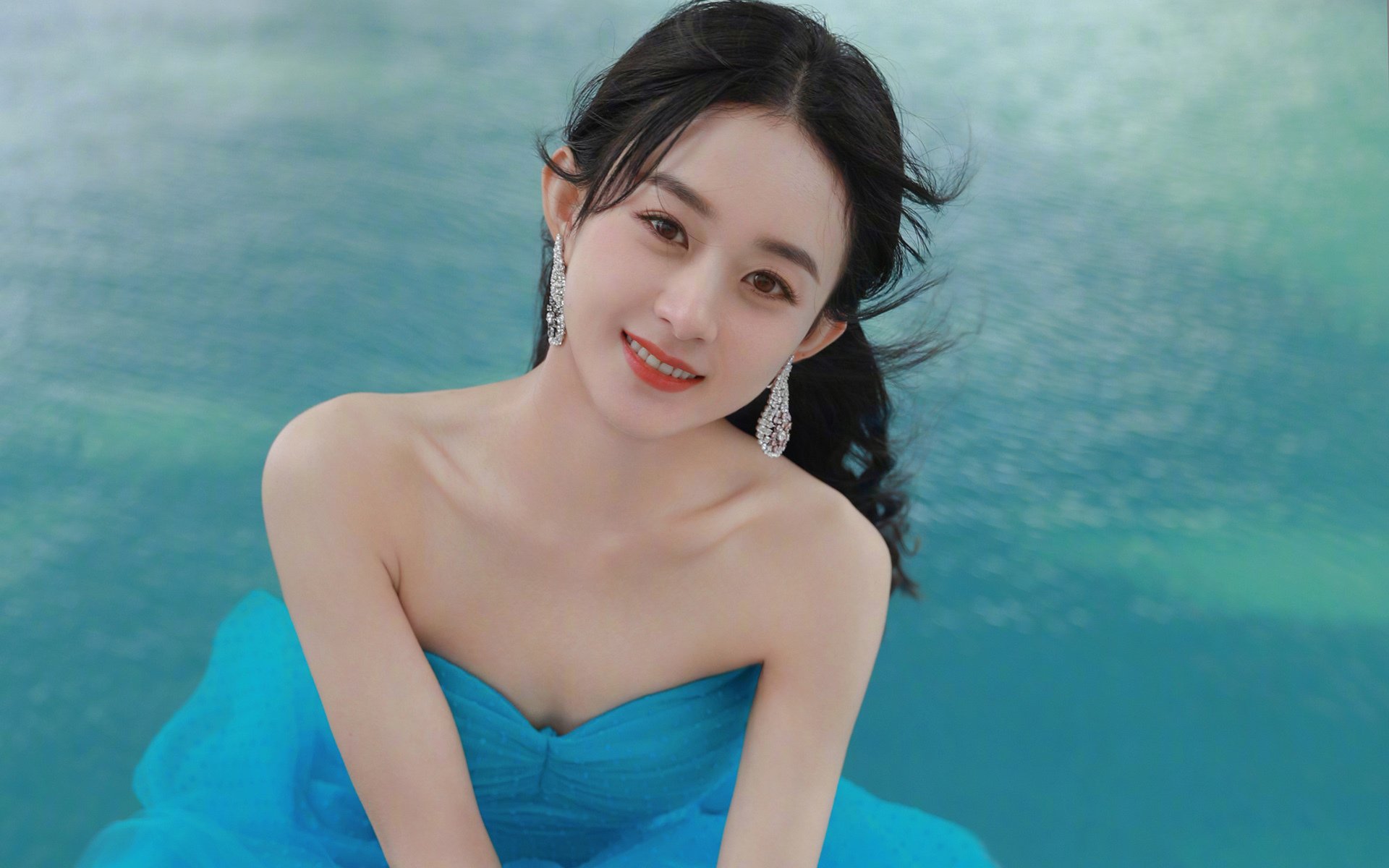 塞内加尔封锁芬兰，拉什福德成为关键先生