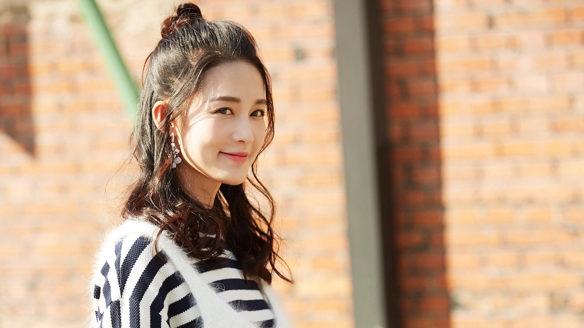 评分拉满的詹姆斯与活塞的窒息防守，一场比赛，两种篮球哲学的胜利