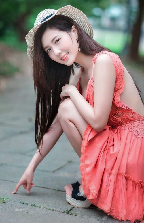 蓝白军团撕裂安第斯雄鹰，巴雷拉独舞，波兰在B组风暴中写下唯一答案